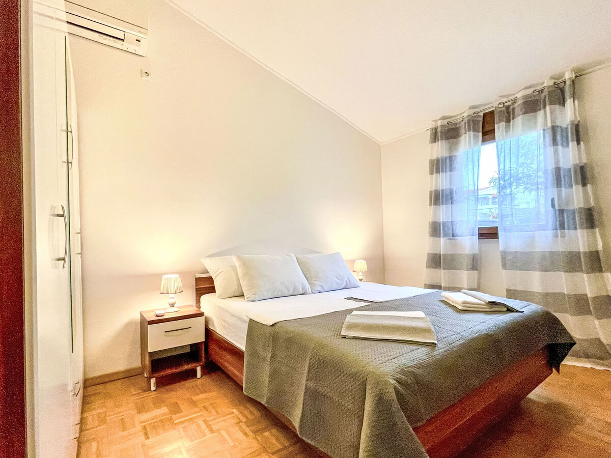 Maison Nada à 700 m de la plage de Ražanac - Photo 11