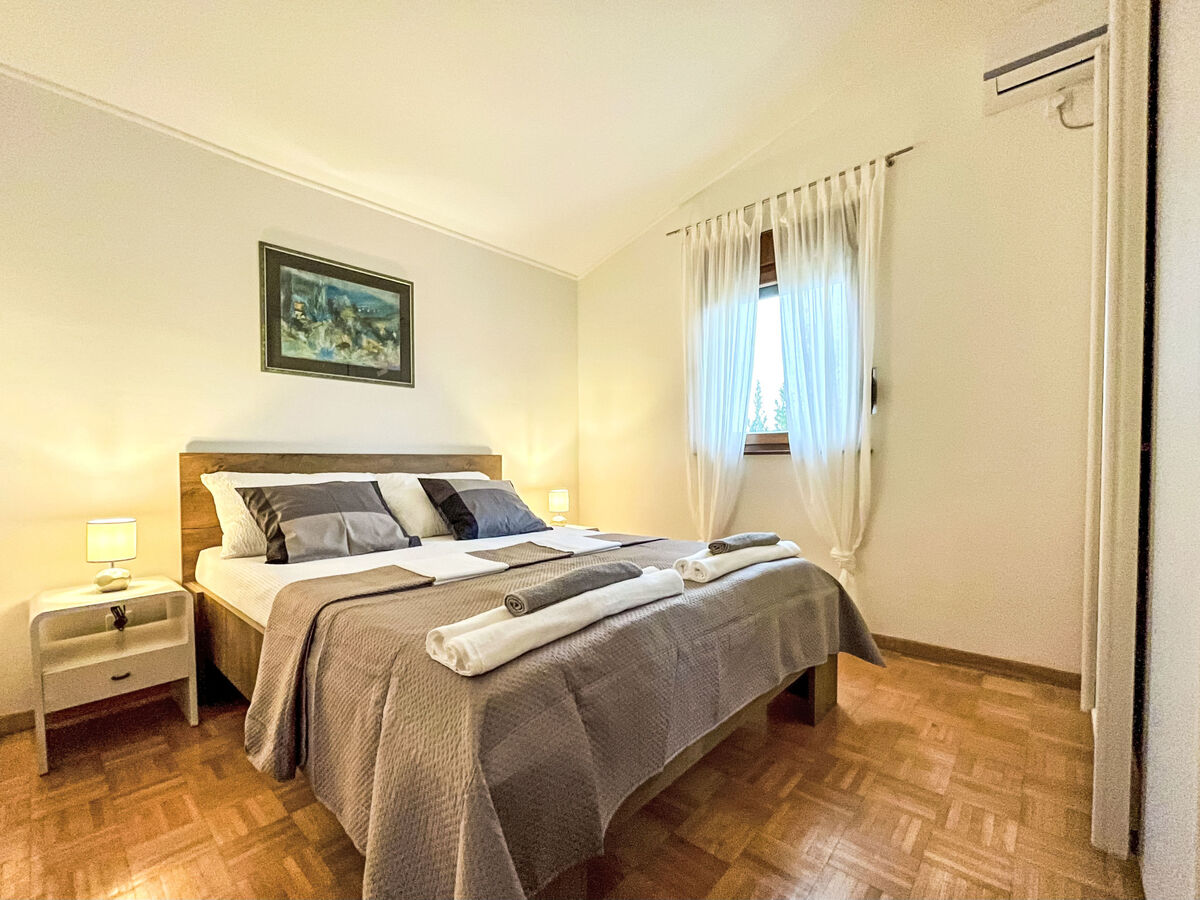 Maison Nada à 700 m de la plage de Ražanac - Photo 17