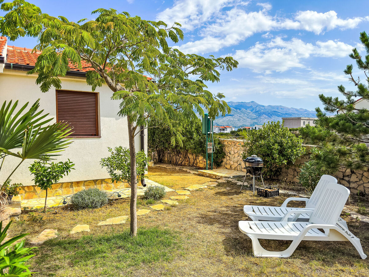 Maison Nada à 700 m de la plage de Ražanac - Photo 21