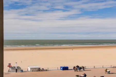 Studio Majestic face à la mer, 8e étage à Oostende : photo 22