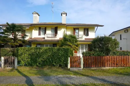 Location villa de vacances à Porto Santa Margherita (VE)