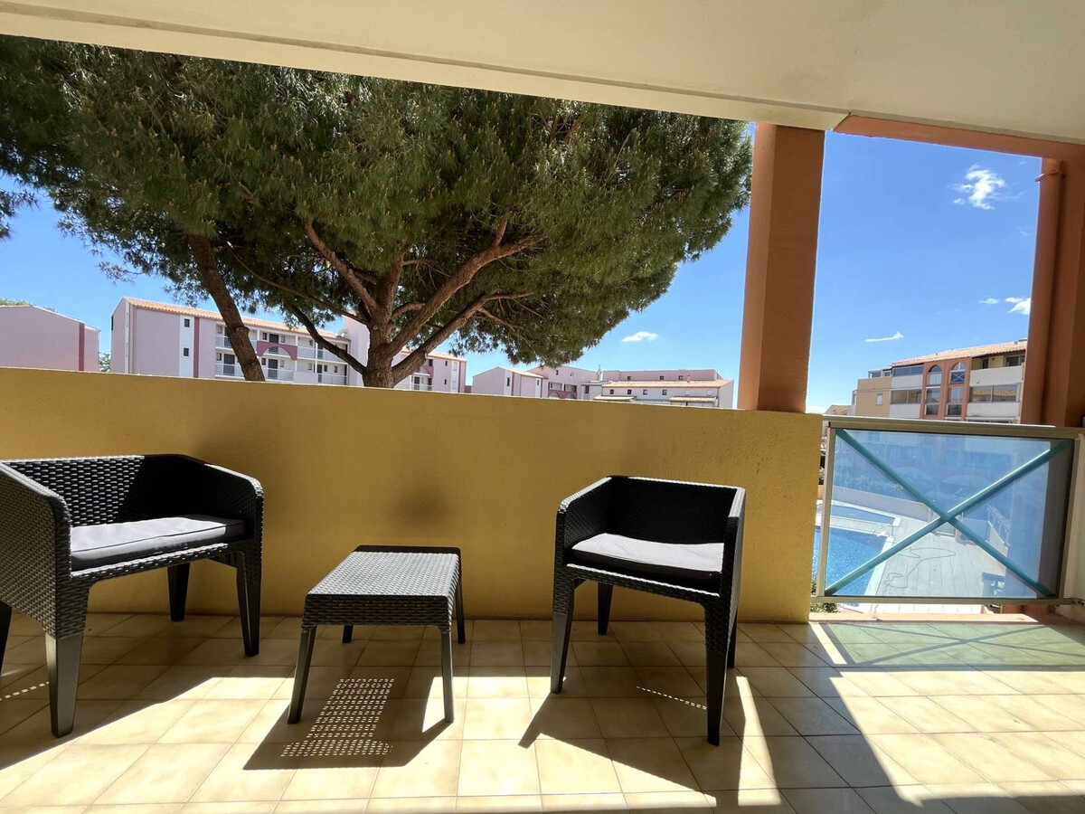 T3 rénové avec terrasse 25m² à 100m de la plage - Photo 17