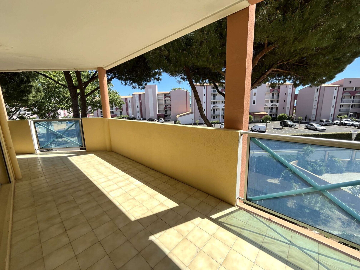 T3 rénové avec terrasse 25m² à 100m de la plage - Photo 18