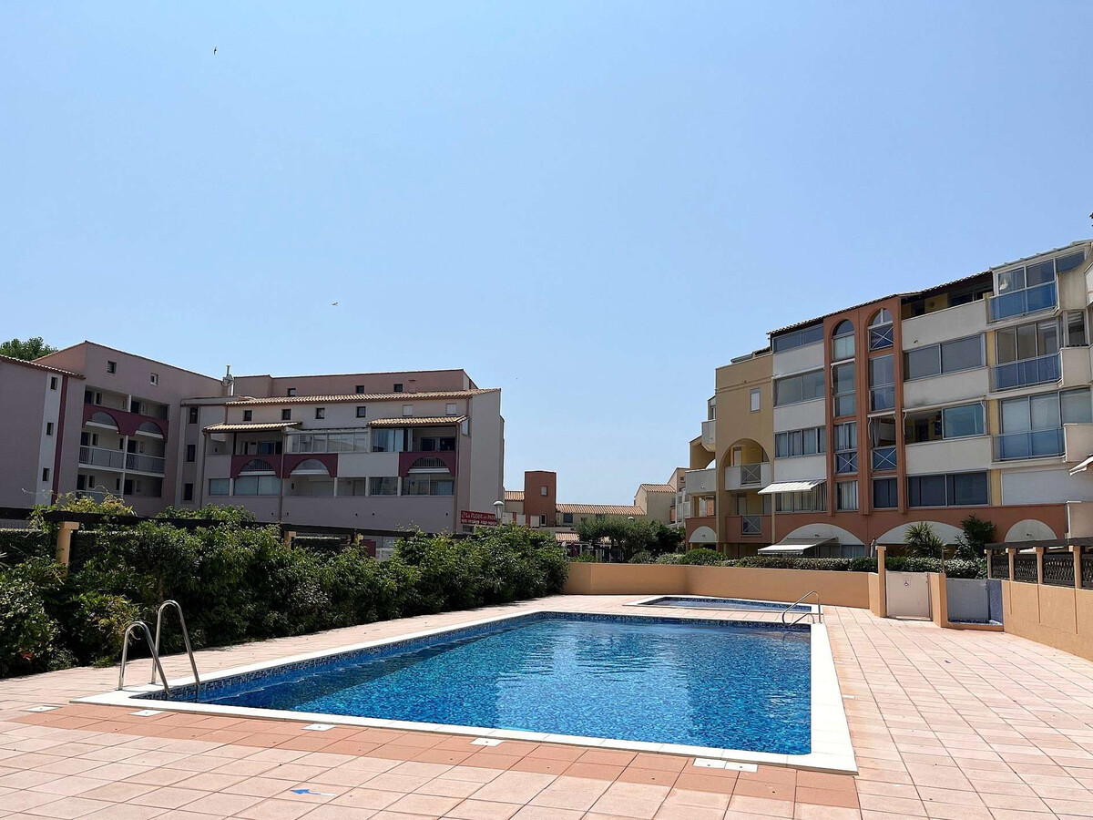 T3 rénové avec terrasse 25m² à 100m de la plage - Photo 28