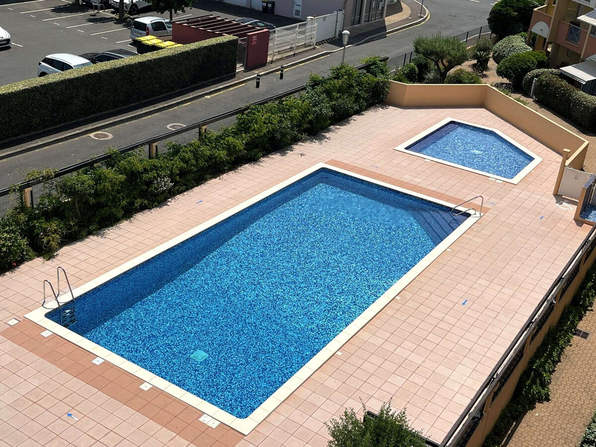 T3 rénové avec terrasse 25m² à 100m de la plage - Photo 29