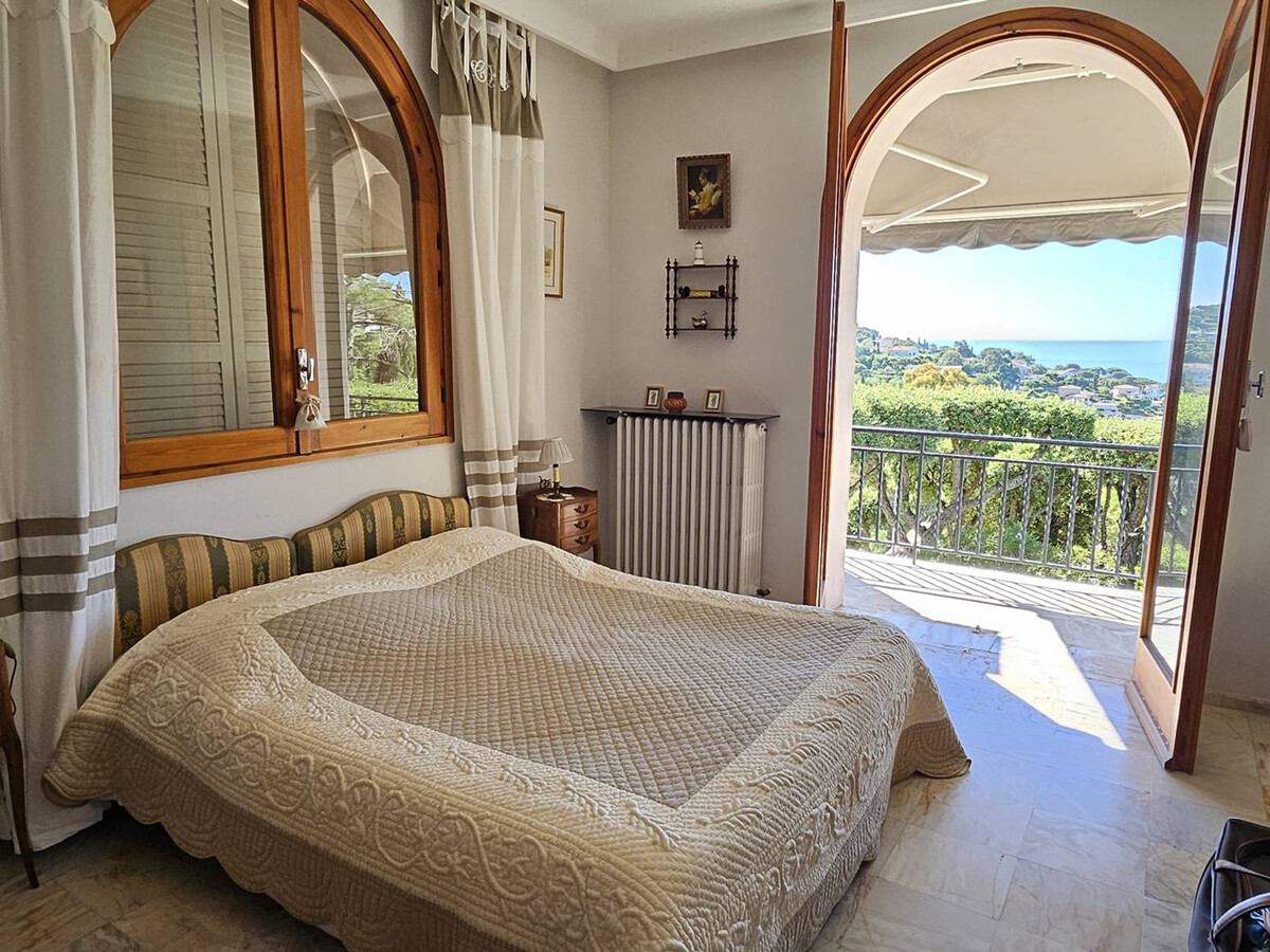 Villa 150m² piscine privée, 8 pers. aux Issambres - Photo 14