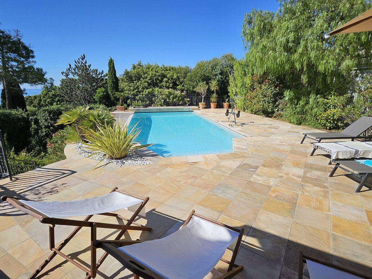 Villa 150m² piscine privée, 8 pers. aux Issambres - Photo 18