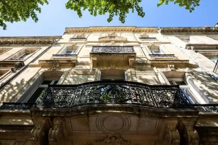 Location appartement à Bordeaux, Studio Confortable Aux Portes Quinconces