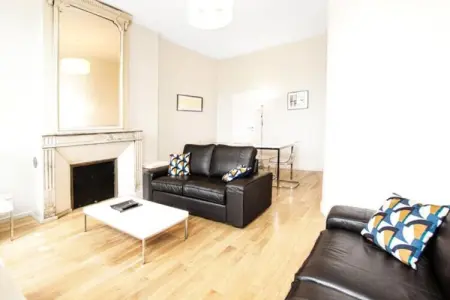 Location appartement à Bordeaux, T3 Prestige Proche Bordeaux Jardin Public