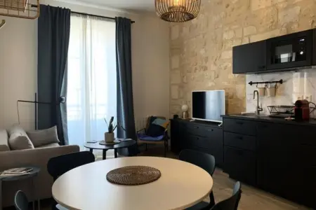 Location appartement à Bordeaux, Appartement lumineux à Pierre Bordelaise, Bordeaux