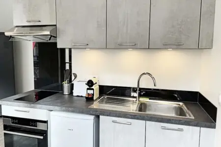 Location appartement à Bordeaux, Super Appartement Clim Et Pierre Bordelaise