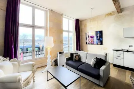 Location appartement à Bordeaux, Appartement 2ch avec vue Garonne