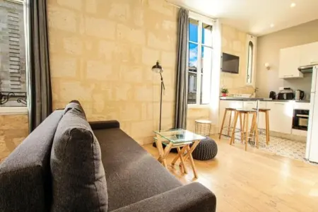 Location appartement à BORDEAUX, Superbe Appartement Clim Chartrons