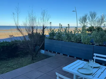 Appartement 3 pièces avec accès direct plage à Cabourg : photo 6