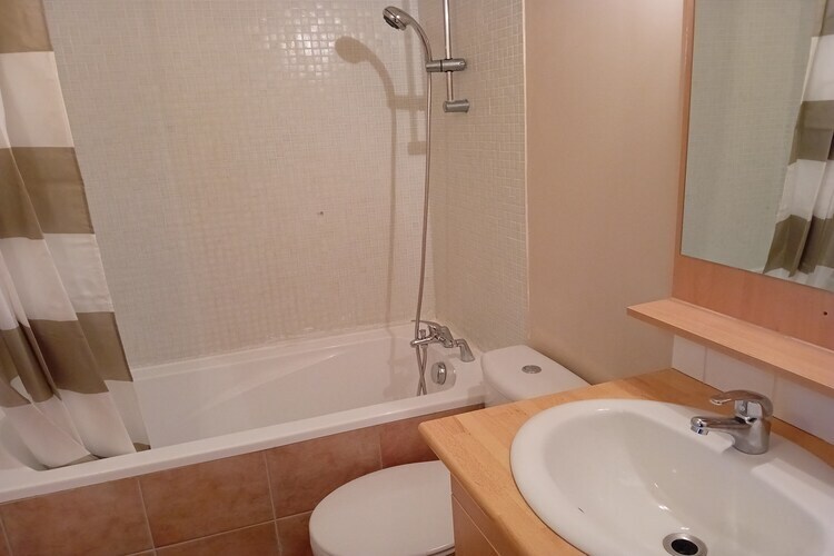 Appartement 27m² balcon Alpes, télécabine à 100m - Photo 6