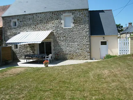 Confortable maison avec jardin privé dans le Cotentin - Photo 2