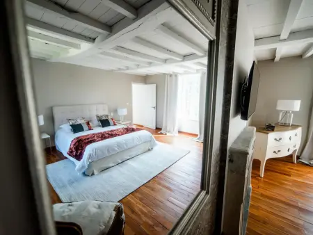 Gîte 6 pers. Grosville : piscine intérieure en chapelle : photo 11