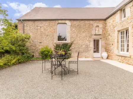 Gîte 6 pers. Grosville : piscine intérieure en chapelle : photo 19