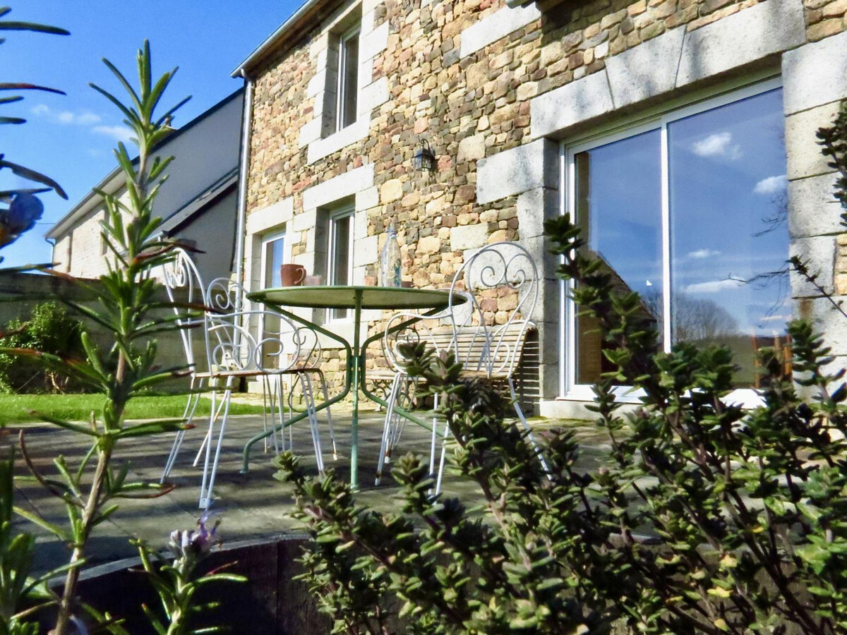 Gîte Marcilly : maison rénovée, 2 chambres, garage jeux - Photo 5