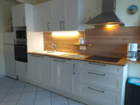 Maison en pierre à Sainte-Marie-du-Mont, 1 km d'Utah Beach : photo 3