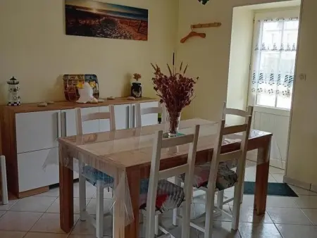 Maison en pierre à Sainte-Marie-du-Mont, 1 km d'Utah Beach : photo 8