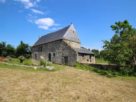 Gîte dans ancien pressoir du XVe siècle - 12 pers. : photo 5