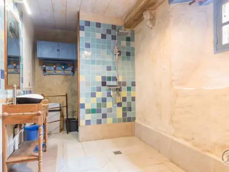 Gîte dans ancien pressoir du XVe siècle - 12 pers. : photo 14