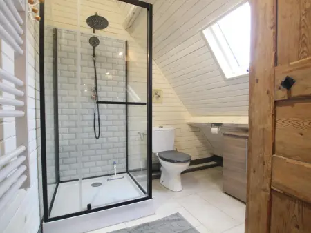 Gîte dans ancien pressoir du XVe siècle - 12 pers. : photo 23
