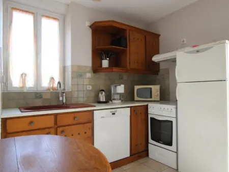 Gîte en pierre avec jardin clos à Heugueville-sur-Sienne : photo 3