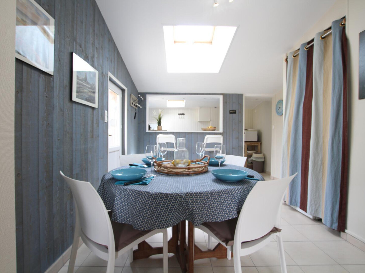 Maison en bord de mer à Réville - Terrasse et Jardin - Photo 9