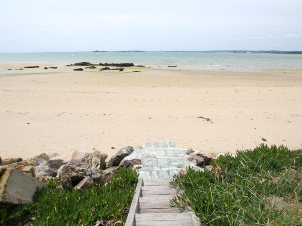 Maison en bord de mer à Réville - Terrasse et Jardin - Photo 14