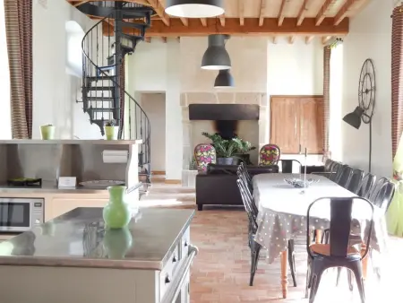 Les Écuries : gîte 5 chambres, piscine et salle de billard : photo 6