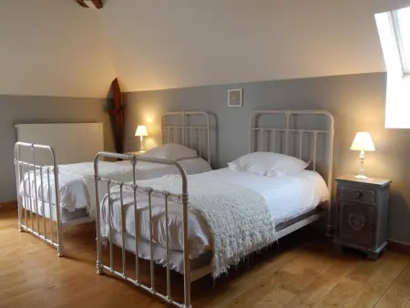 Les Écuries : gîte 5 chambres, piscine et salle de billard : photo 15