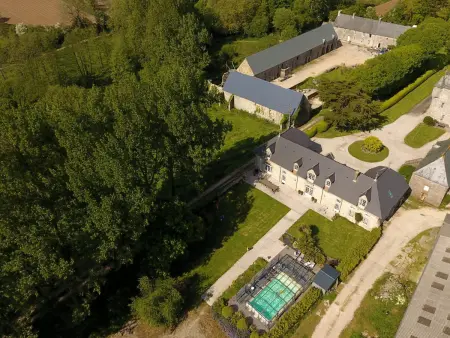 Les Écuries : gîte 5 chambres, piscine et salle de billard : photo 22