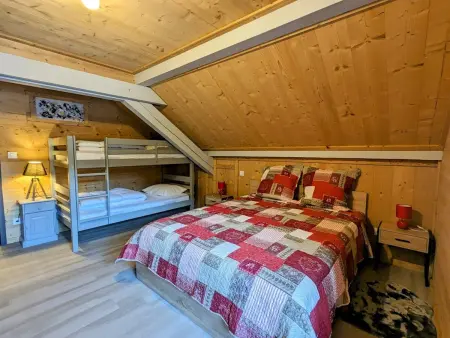 Appartement 42m² neuf avec parking, 3 km des pistes : photo 3