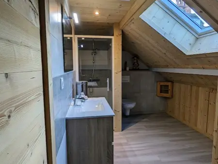 Appartement 42m² neuf avec parking, 3 km des pistes : photo 9