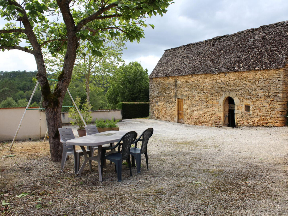 Gîte rustique en pierres, 6 pers., cour close près de Sarlat - Photo 4