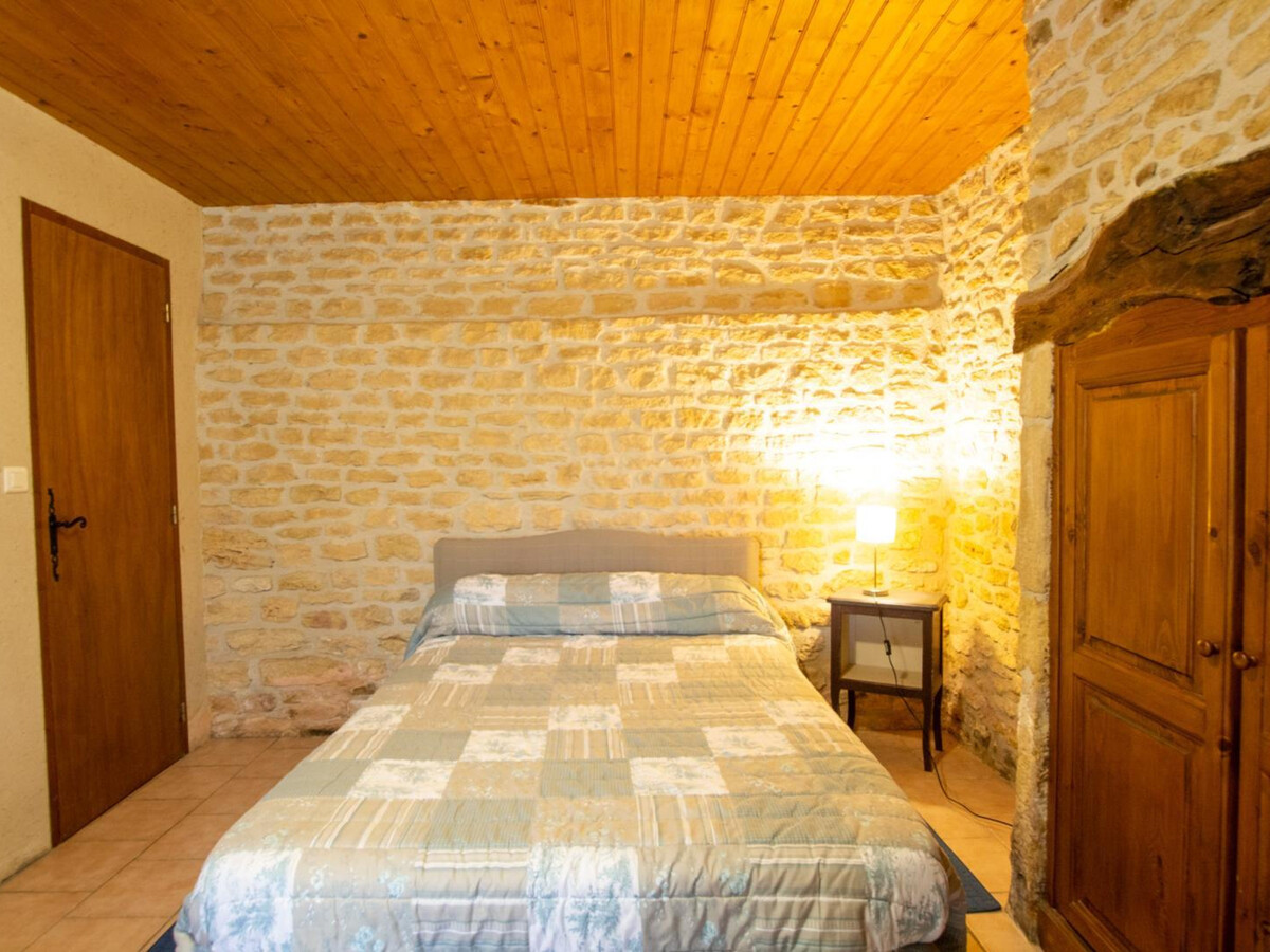 Gîte rustique en pierres, 6 pers., cour close près de Sarlat - Photo 12