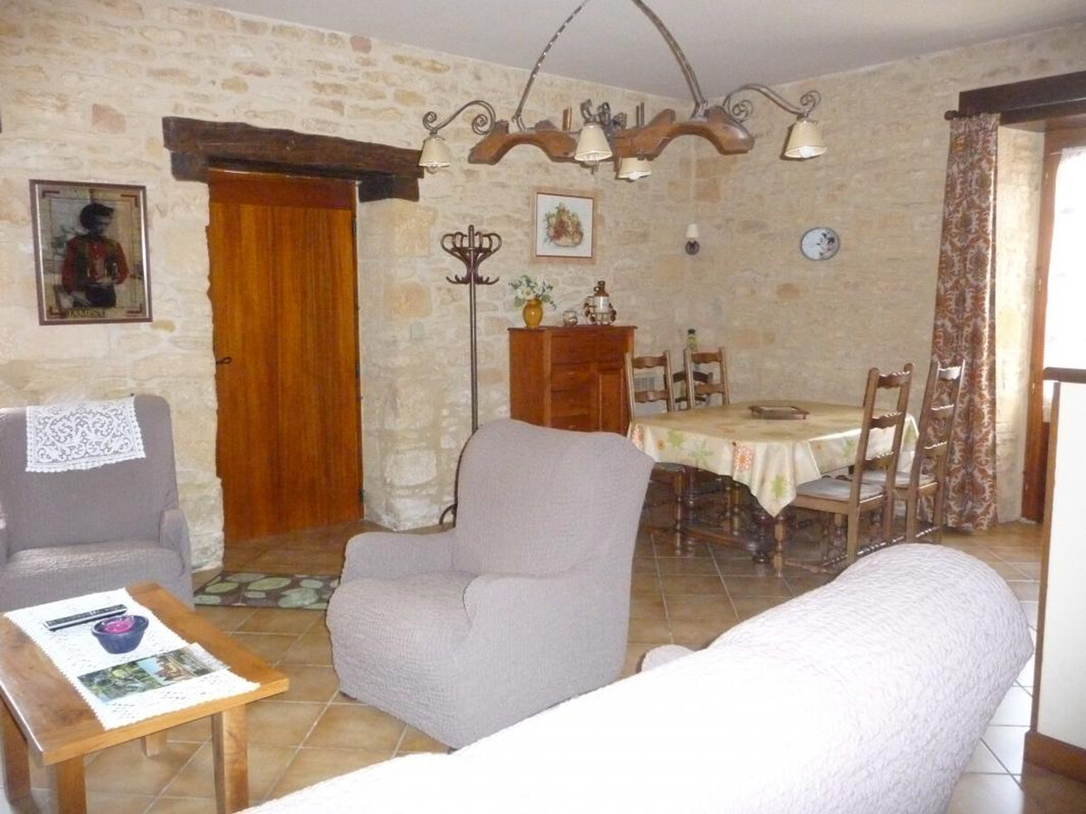 Gîte 4 pers. à Proissans, jardin clos et parking - Photo 4