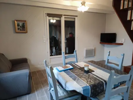 Chalet bois 42 m² avec piscine partagée à Saint-Pompont : photo 4