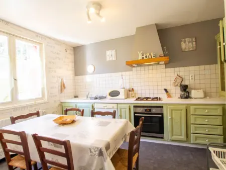 Gîte Dordogne : maison au bord de l'eau, accès voie verte : photo 3