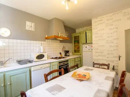 Gîte Dordogne : maison au bord de l'eau, accès voie verte : photo 6