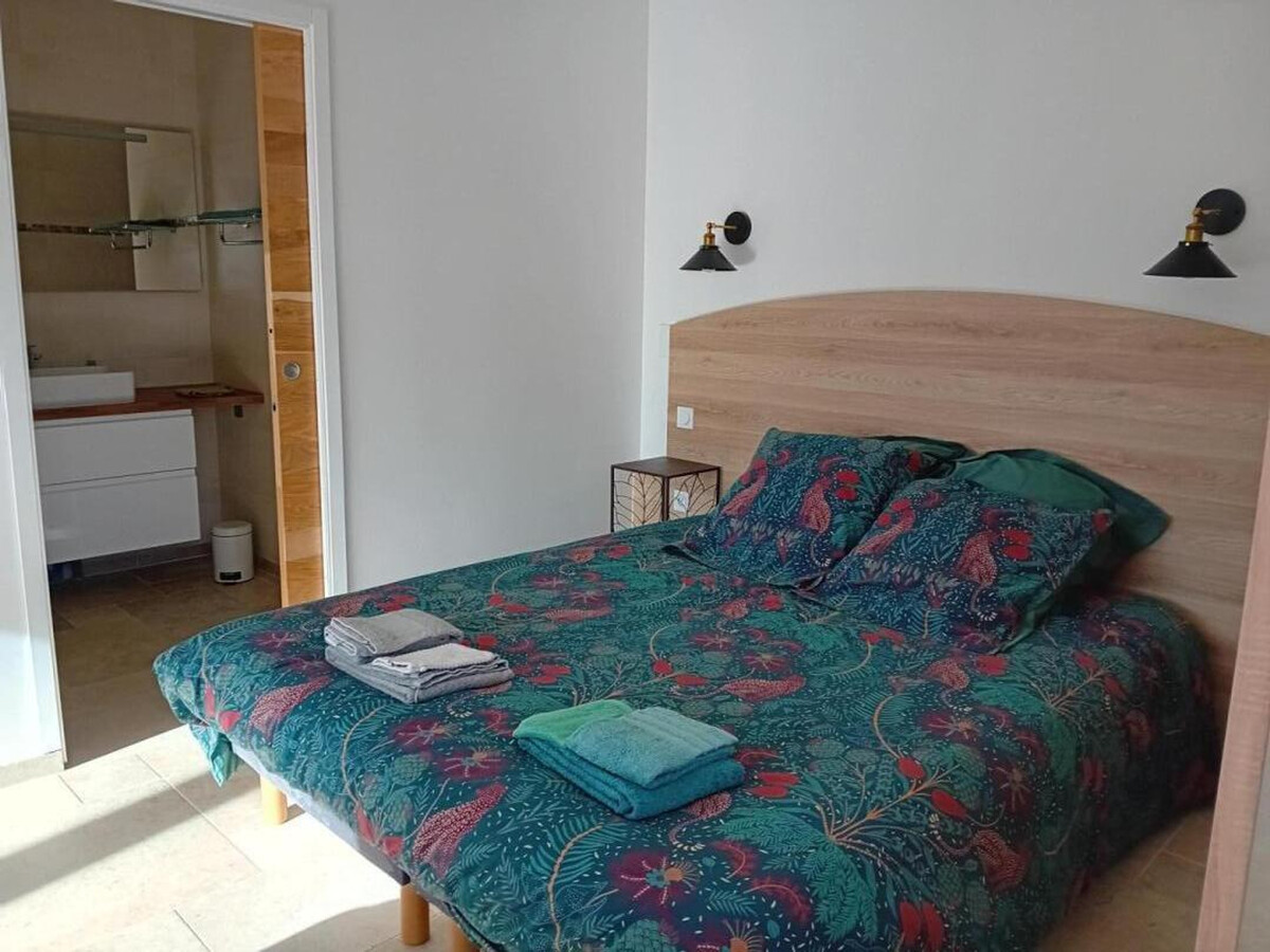 Studio neuf avec terrasse et parking à Baignes - Photo 13
