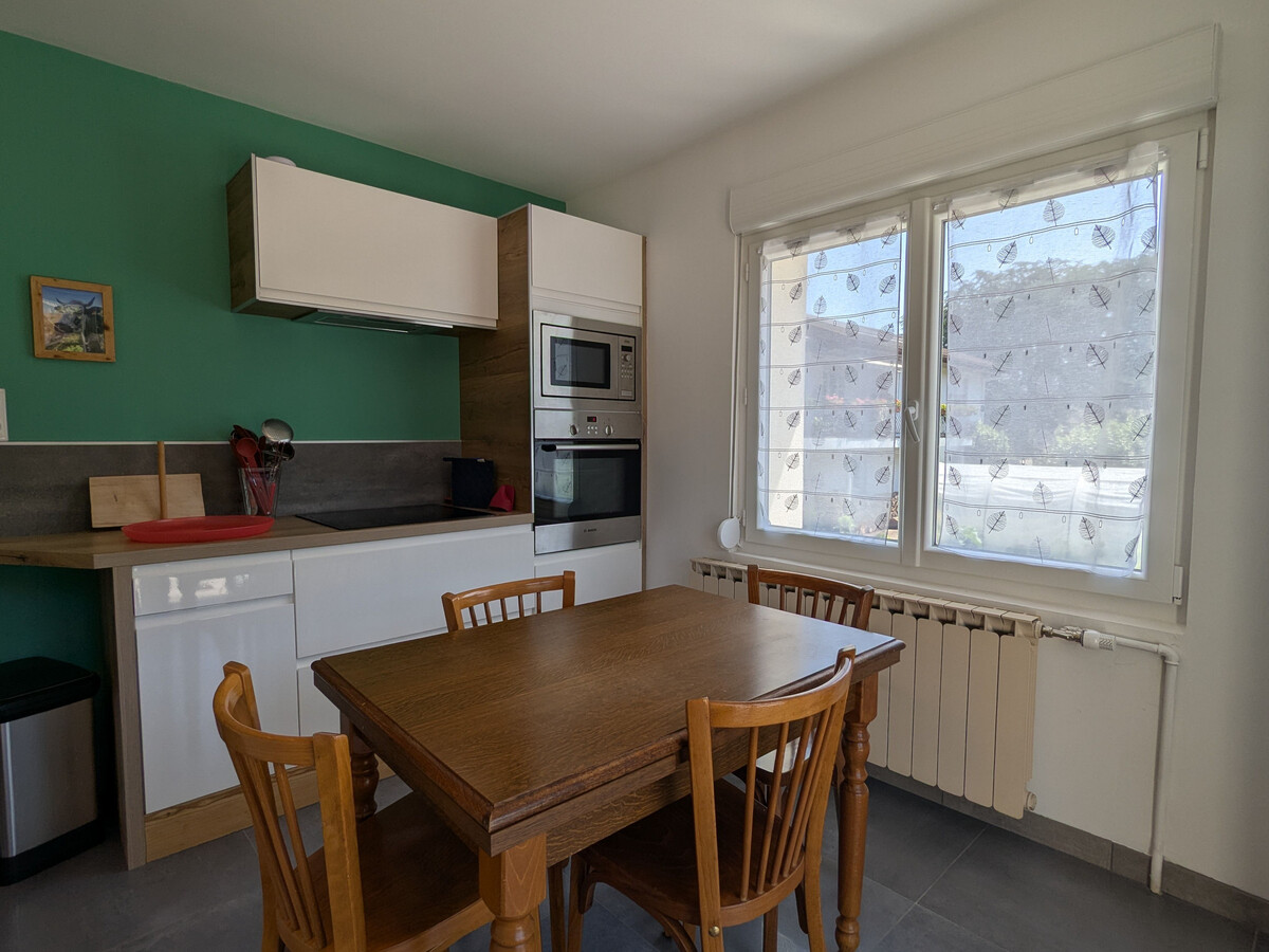 Gîte 6 pers. avec terrasse, vue montagne et lac à pied - Photo 4