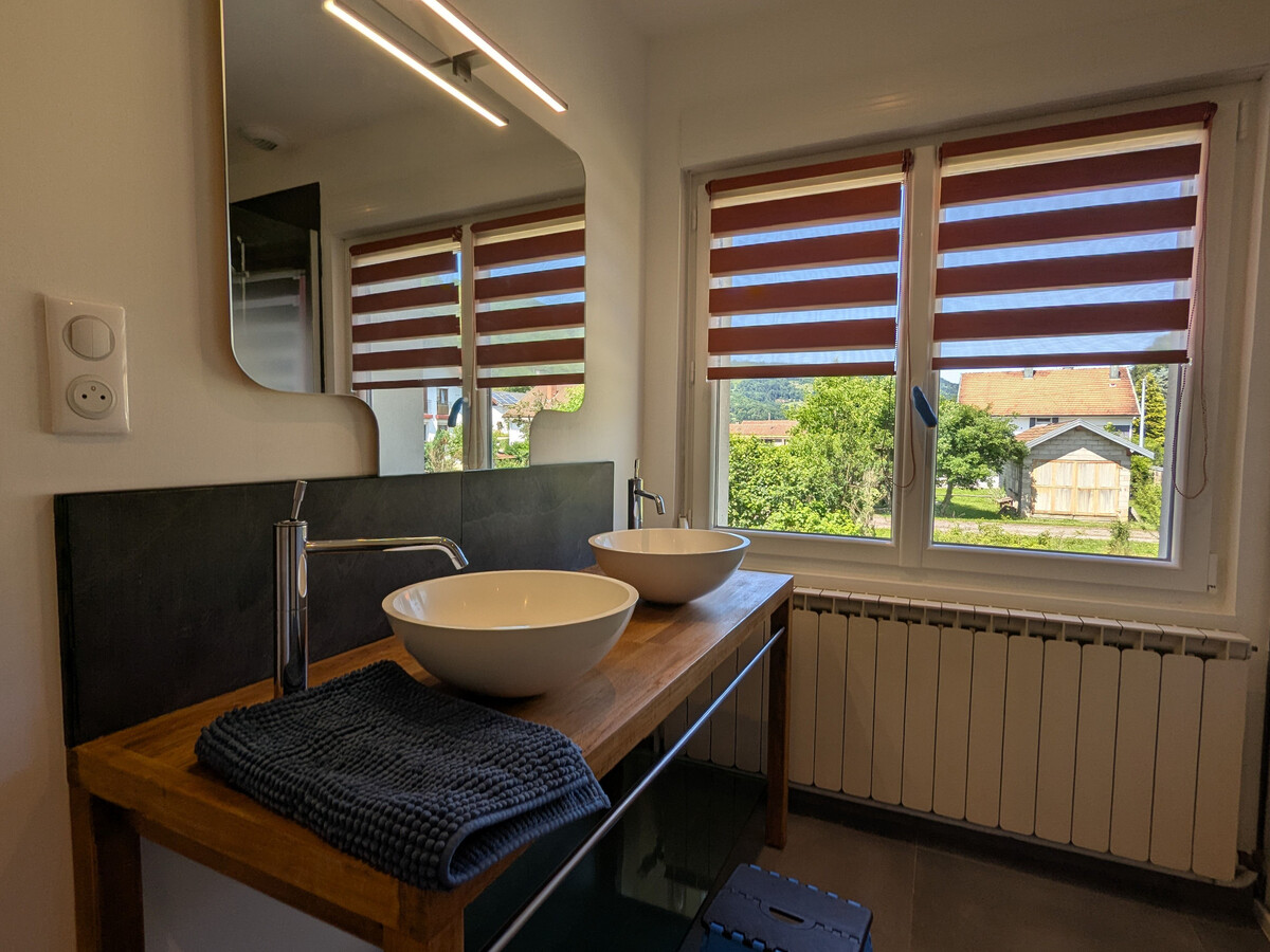 Gîte 6 pers. avec terrasse, vue montagne et lac à pied - Photo 16
