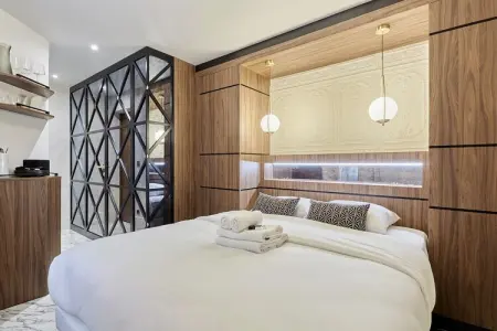 Location appartement à Paris, Magnifique Nouveau Studio Louvre Palais Royal