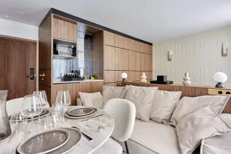 Location appartement à Paris, Magnifique nouvel atelier Louvre - Palais Royal