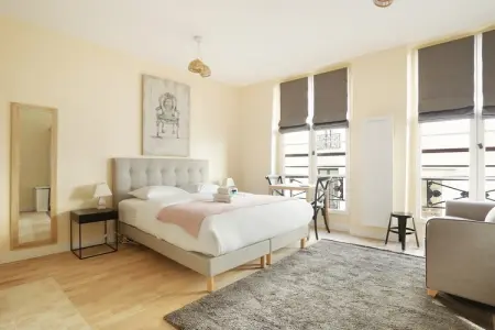 Location appartement à Paris, Appartement de Charme Centre de Paris