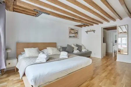 Location appartement à Paris, Appartement de Charme Centre de Paris