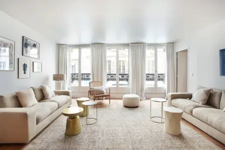 Location appartement à Paris, Appartement luxueux et neuf au centre de Paris